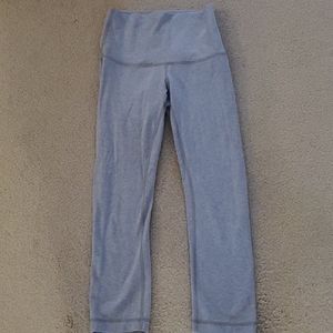Lululemon grey capris